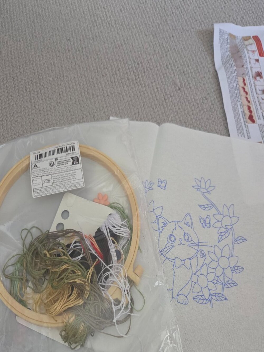 Bow Tie Cat Embroidery Kit - Picture 2 of 2